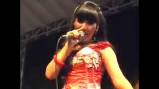 Download lagu Novi andsarista, Jika cinta dia. SERA live Benowo