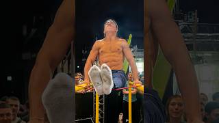 Who Has The Strongest Abs?