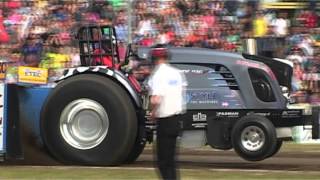 Tractorpulling - Superstock Hurricane Putten Beachpull 2013 - Tpmoviechannel