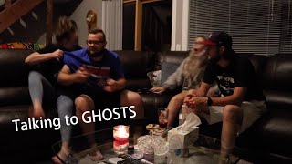 TALKING TO GHOSTS! (SB7 SPIRIT BOX)