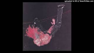 Celebrity Carti Frames Wealth