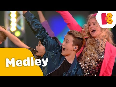 Medley grote hits - Niels, Stefania, Mylène & Rosanne - De Grote Show 2019 - Kinderen voor Kinderen