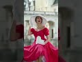 ТА ЖЕНЩИНА ПРИХОДИТ НЕ СПРОСЯ