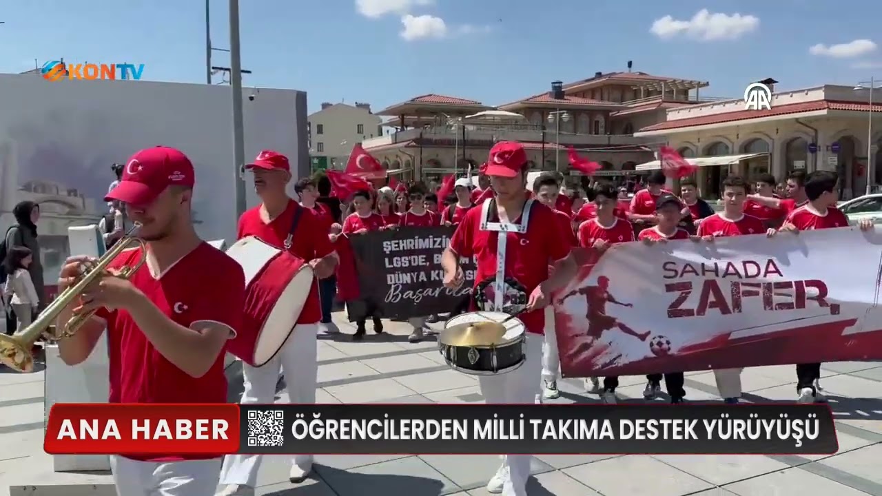 ÖĞRENCİLERDEN MİLLİ TAKIMA DESTEK YÜRÜYÜŞÜ
