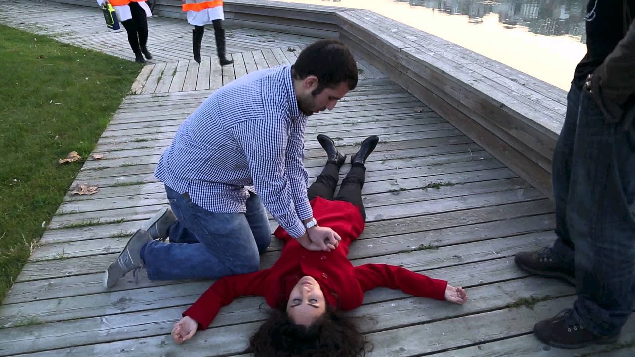 Resüsitasyon Derneği Kalp Onun Hayatı Senin Elinde Kalp Masajı ile Hayat Kurtar II