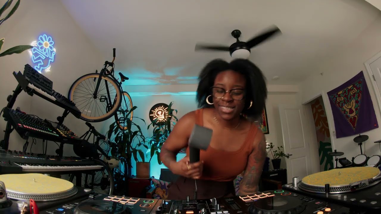 A HOUSE MUSIC SET: It's DEEP & SOULFUL - YouTube