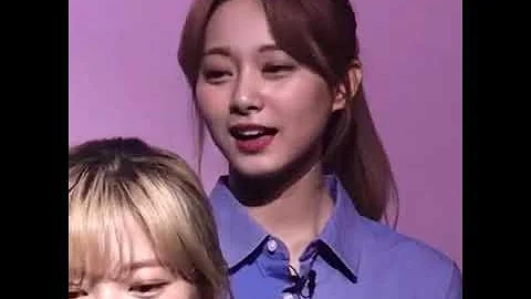 Momo imitating Tzuyu, this is so funny