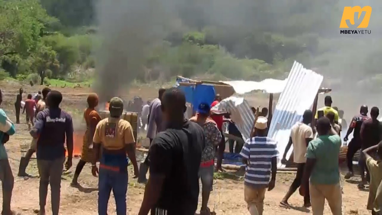 Wananchi wa Ifumbo Wazikimbia Nyumba Zao Baada ya Polisi Kutumia Mabomu ya Machozi