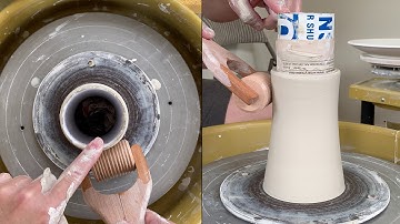 460. Using Self-made Roller texture to Throw a Flat Vase with Hsin-Chuen Lin 林新春 自制滾花輪扁瓶拉坯示範