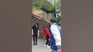 Rủ đứa bạn nhảy đu trend và cái kết lạ lắm | Đại học Công nghệ Đông Á