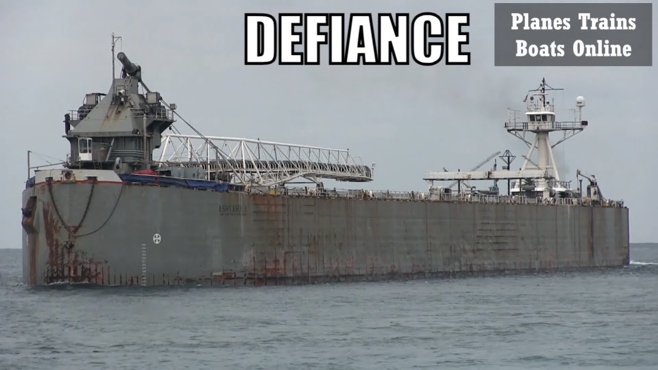 DEFIANCE Pusher Tug Boat In St Clair River - YouTube