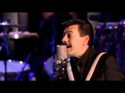 Los Tigres Del Norte Feat. Paulina Rubio - Golpes En El Corazón (MTV Unplugged) by Markos Dorneles