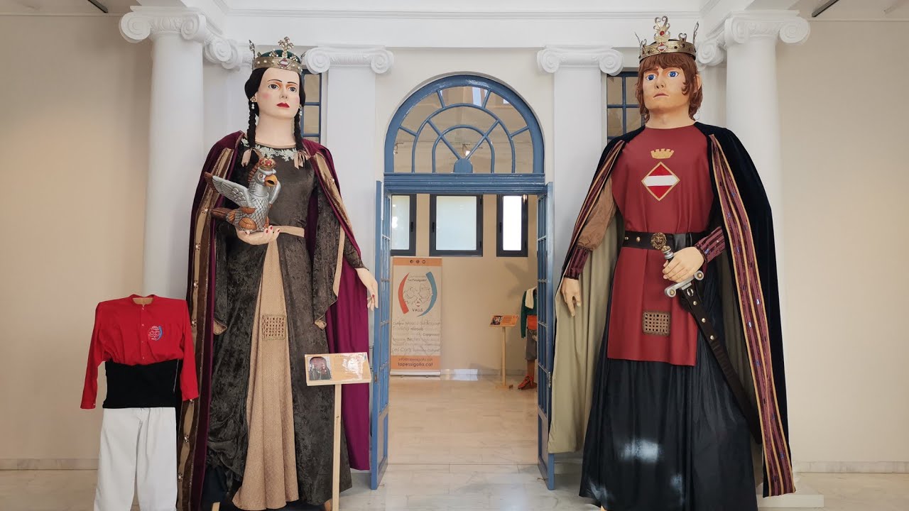 Exposició '' Els gegants de la festa''  Colla Pessigolla Valls