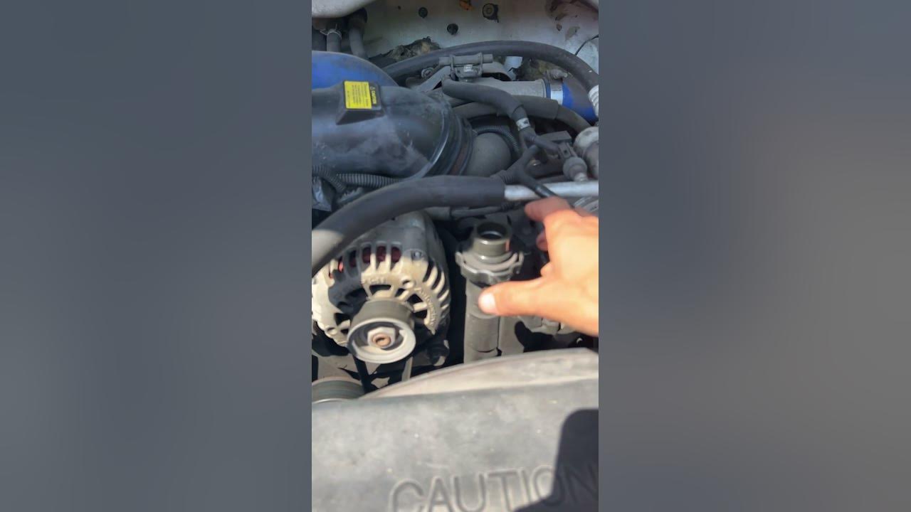 Lb7 duramax smoking out crank case breather engine runs fine no fuel in