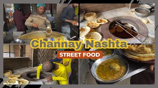 Perfect Lahori Channay Nashta - Street Food Video