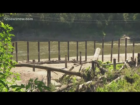 Two Beaumont teens drown in Trinity River while helping rescue a little girl