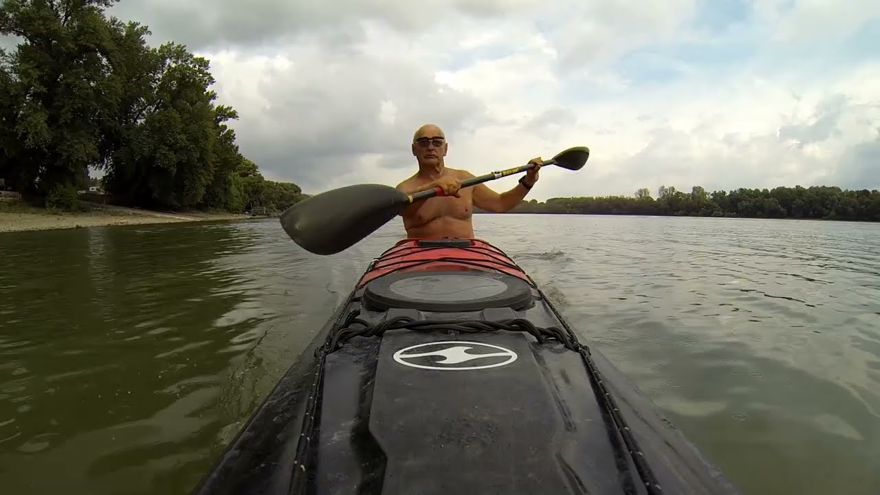 Kajakozás Kismaros -Nagymaros között - 2022.08.22.