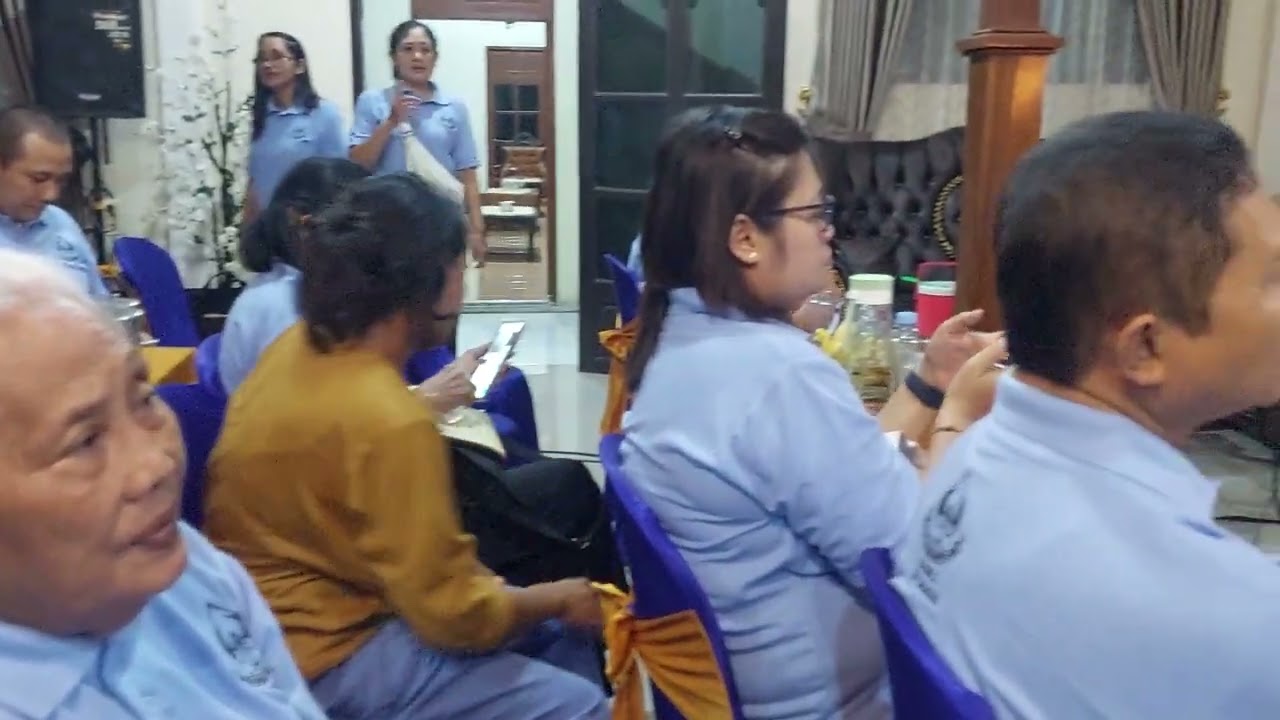 Pujian mbk Dewi blok 2.Natal 2025 Blok 2. Di Tenggak tempatnya mas Carik Sunarko.