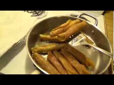 Flautas De Pollo Con Salsa Verde - Taquitos