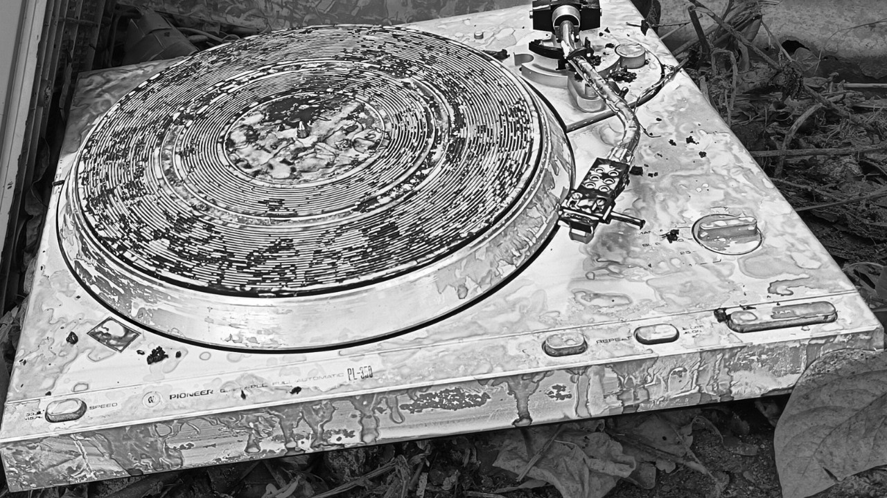 Restoring a 1979 Pioneer Turntable