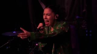 Bishop Briggs performing Pray Empty Gun at 94/7 Sessions