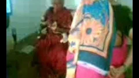 தாய் தந்தையை பாதம் பணிந்து ; ஆசி பெற்று நலமாக வாழ்கிறோம்..சிவ சுப்பிரமணி 9840912343