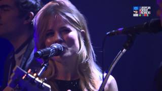 Video thumbnail of "The Common Linnets - Calm After The Storm live at the EBBA Award Show 2015"