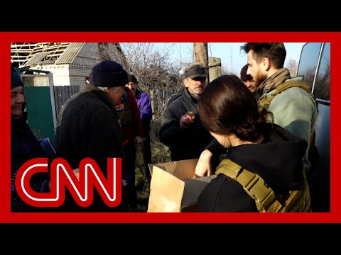 Russian shelling goes off as Ukrainians evacuate community