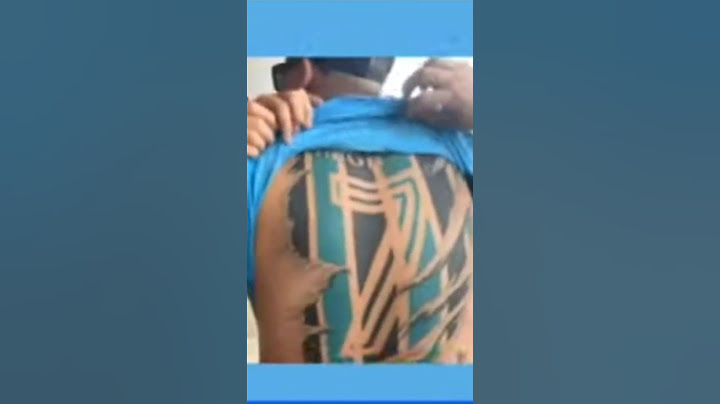 Espremeu a espinha 🤣 | Tatuou a camisa do Renato nas costas! #gremio #carecadesabertv