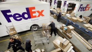 FedEx CEO: Decision to pull out of TPP is unfortunate