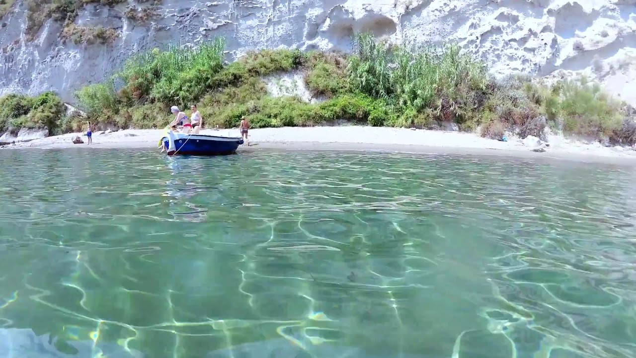 Spiaggia Delle Monache Isola Dischia