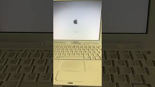 Alguém ainda se lembra deste? #ibook #g4 #powerpc #ibookg4 #apple