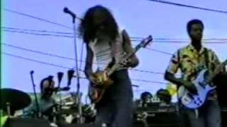 Miniatura del video "SANTANA - THE HEALER SAN FRANCISCO STREET MARKET 1987"