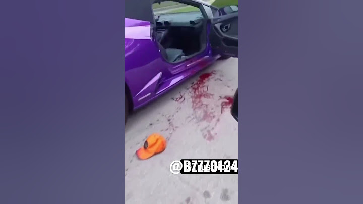 Purple Lamborghini Abandoned in the middle of the hood of Orlando FL