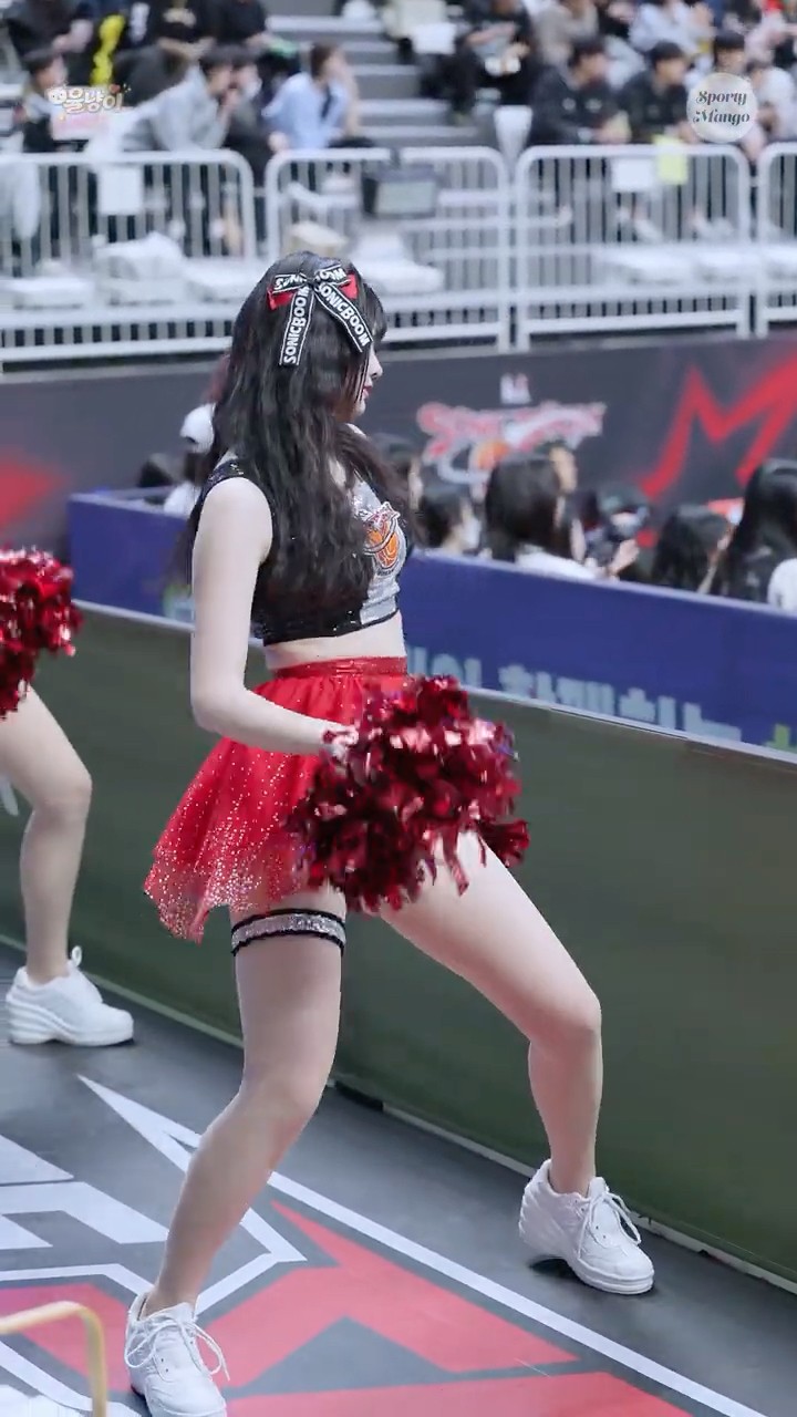Intense rhythm and sharp moves: Kim Yurim’s Dribble Song