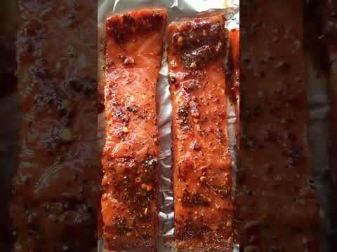 Honey Siracha Salmon Salad Bowl