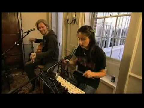 Out Of Touch - Daryl Hall with KT Tunstall