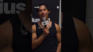 Jonas Brothers React to Latest Fan Signs: Theres Some PG-13 Out There