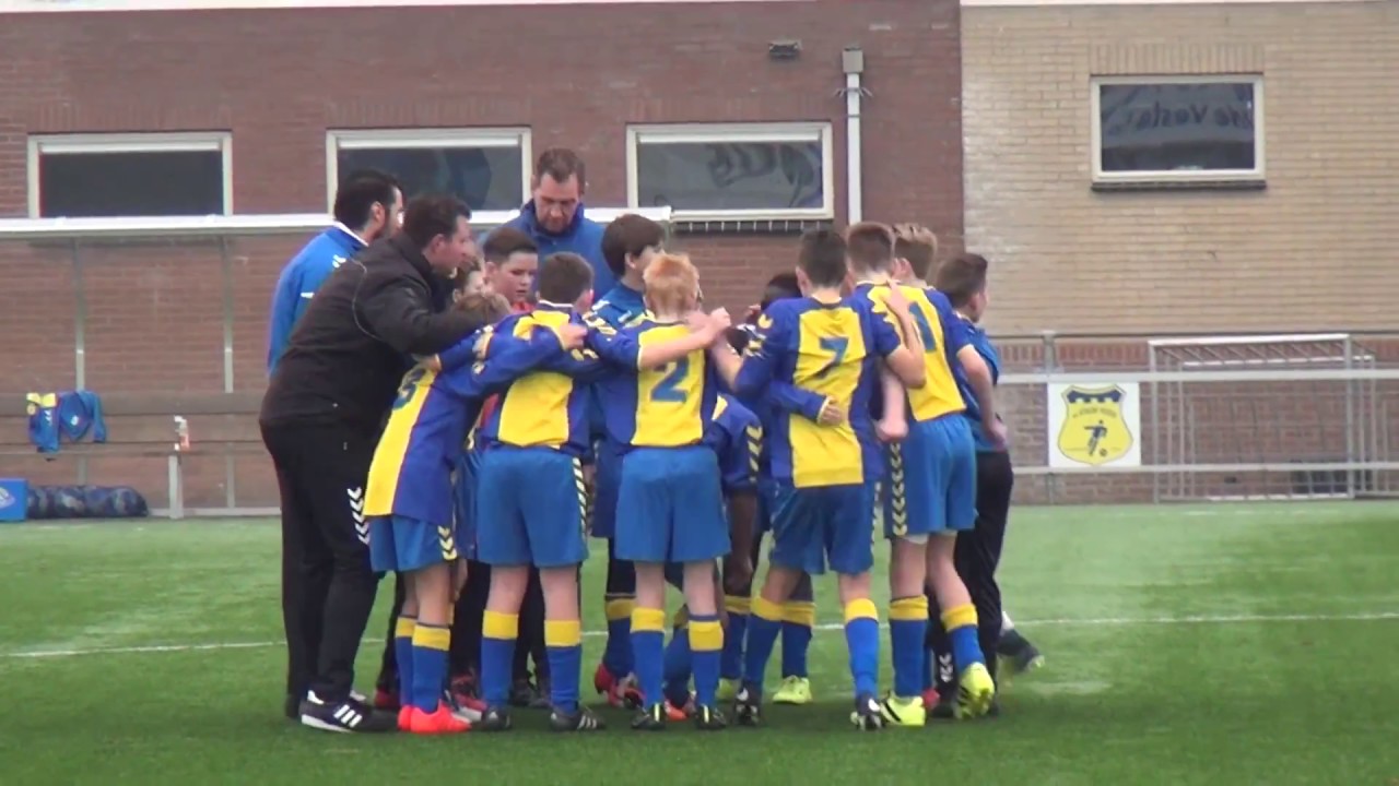 vv d' Olde Veste JO13-2 -  Flevo Boys JO13-3 - 10-12-2016