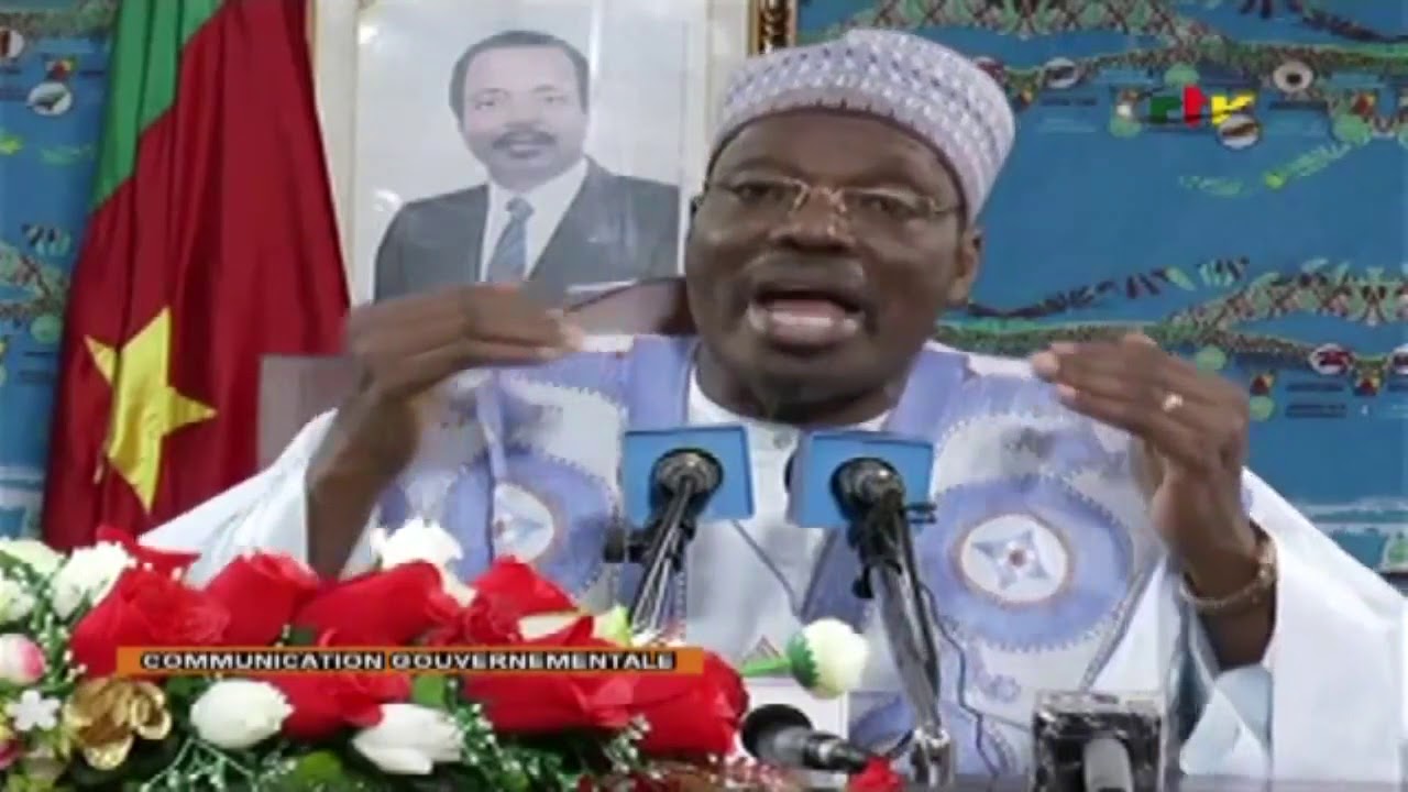 ambazonian flag Issa Tchiroma being questioned by journalists after this theatrical performance