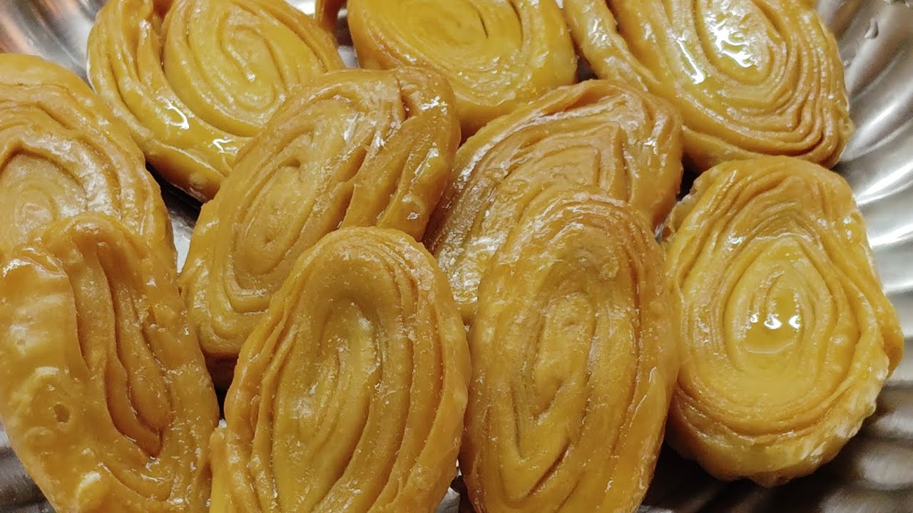 Holi special Khaja #present #mansisnacks #cookingchannel #veryeasy and tasty 😋#