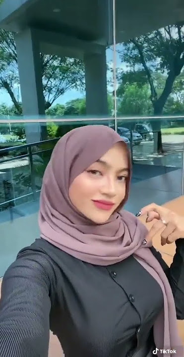 Oklin Fia jilbab ketat  #oklin #oklinfia #viral #lucu #ukhti #solehot #hijabers #jilbab #bodygoals