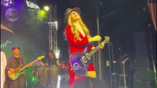 Orianthi.  Voodoo Child. (Jimi Hendrix cover). The Canyon. Agoura Hills, CA. 1/28/23