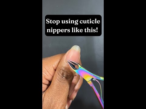 Video: Eenvoudige manieren om nagelriemen schoon te maken: 10 stappen (met afbeeldingen)