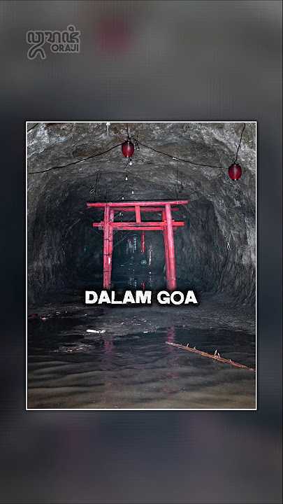 😱 Why is there a Torii Gate inside a cave?!