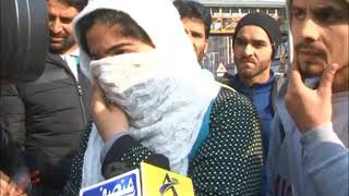 Police Use Tearsmoke Shells To Disburs Students Protest At Lalchowk They Hold Protest Against Univer