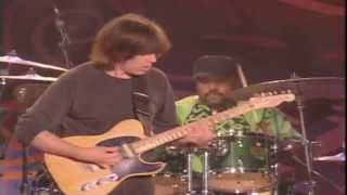 AQUI Y AJAZZ, MIKE STERN &quot;One -Liner&quot; part 2