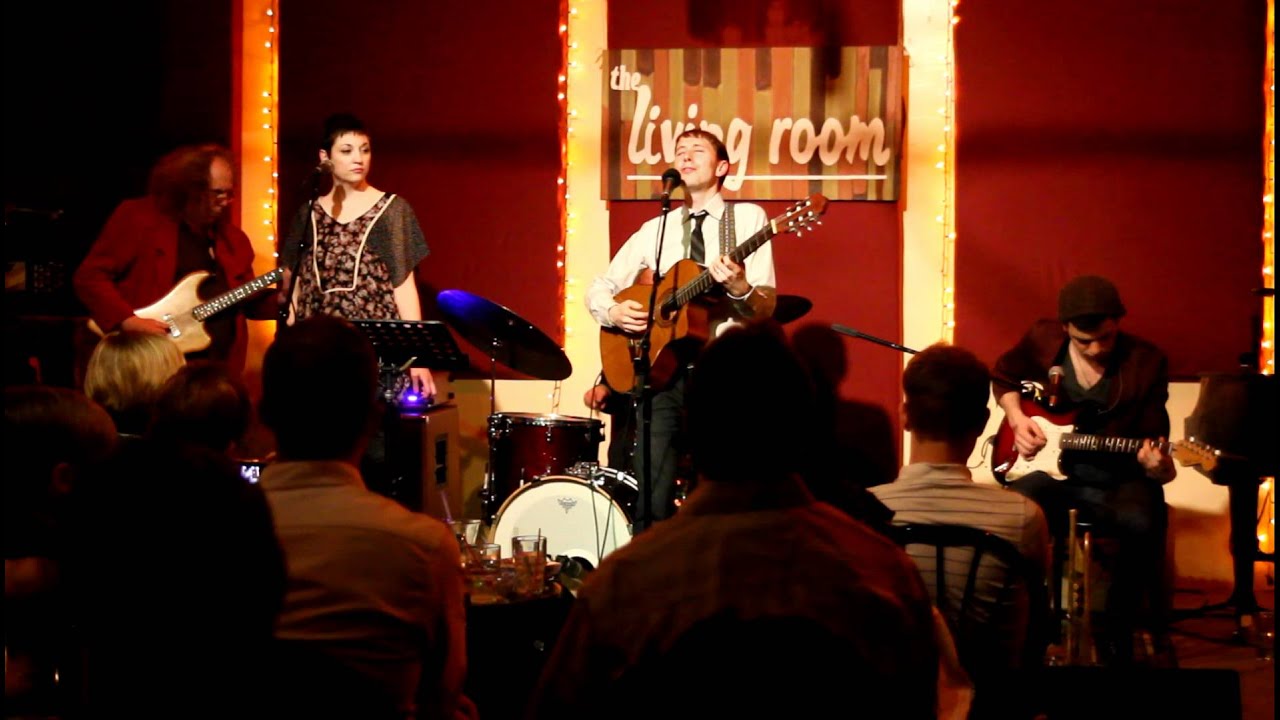 12-0413 Chris Riffle performing at The Living Room - YouTube