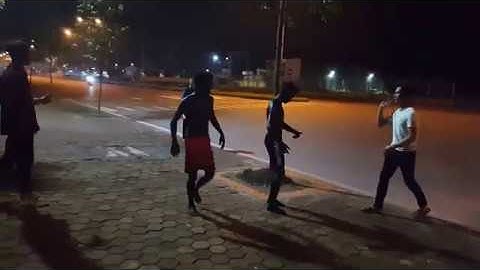 NL- Troll Dọa Ma Người Đi Đường Và Cái  Kết