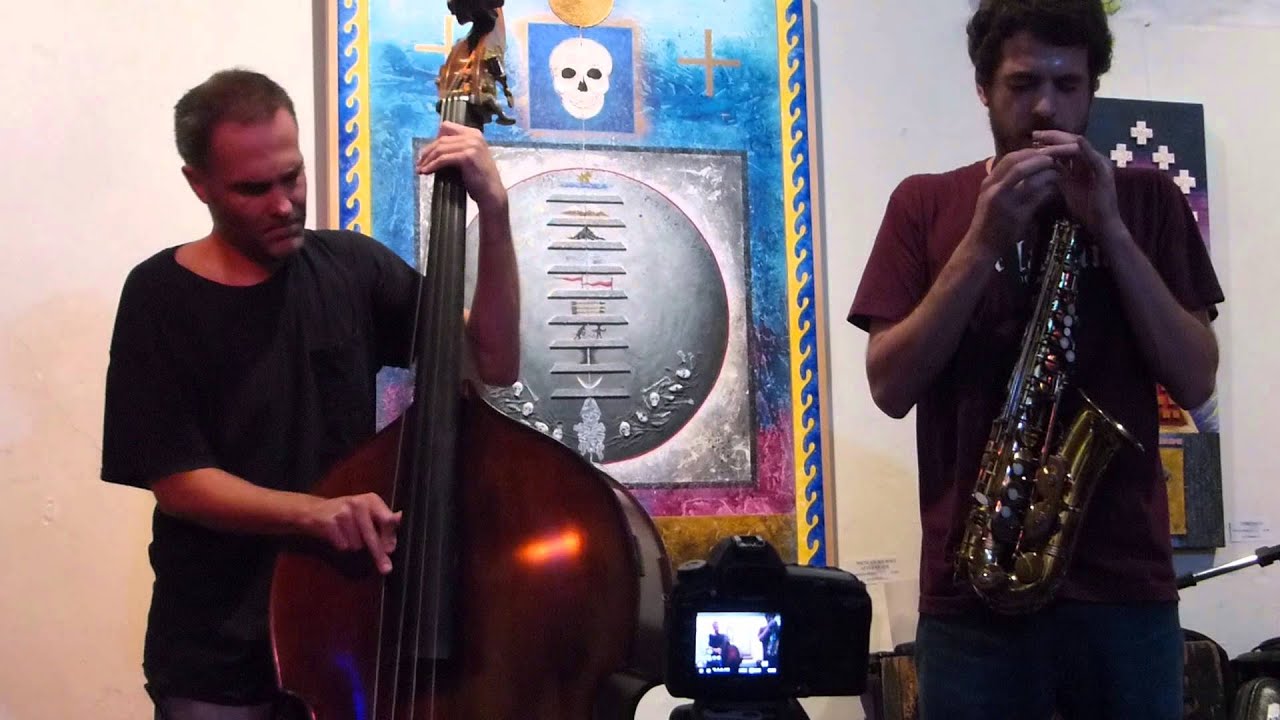 Caracol Carnívoro (5-5) 11-3-14 Nebraska Mondays